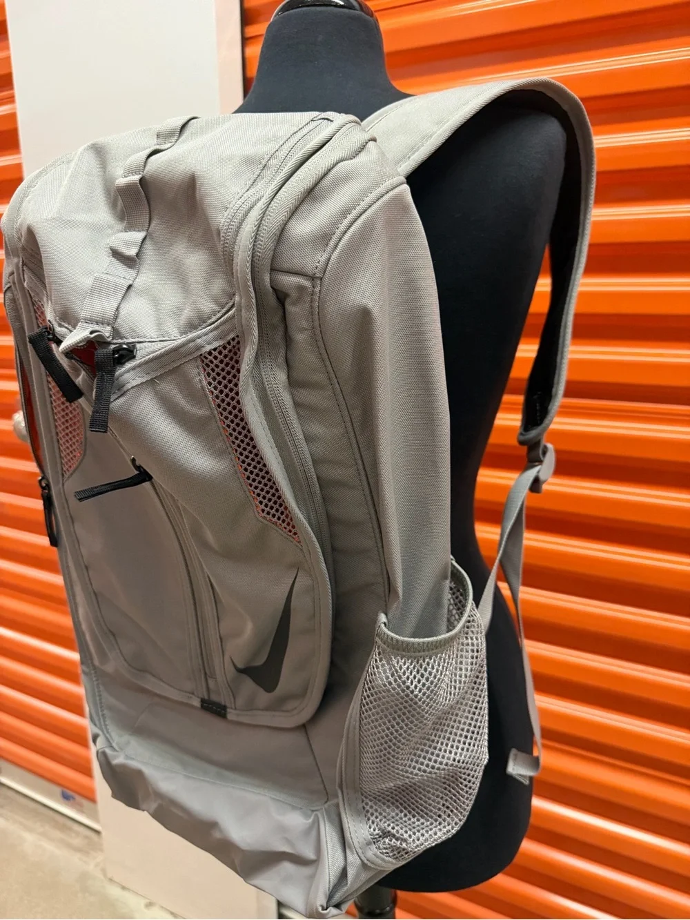 NWT NIKE FB SHIELD BACKPACK BA5083-003 DUST/BLACK/BLACK